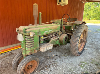 Tracteur agricole JOHN DEERE