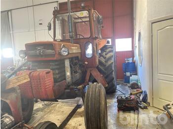 Tracteur agricole MASSEY FERGUSON MF 1080