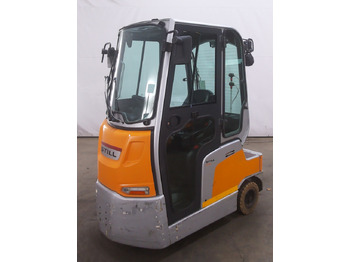 Chariot tracteur STILL