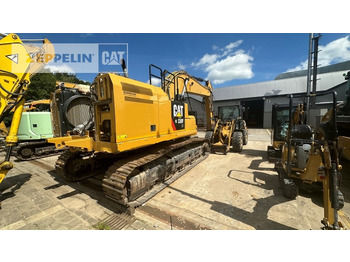 Pelle sur chenille Cat 330FLN