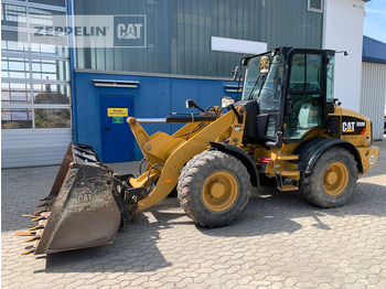 Chargeuse sur pneus Cat 908M
