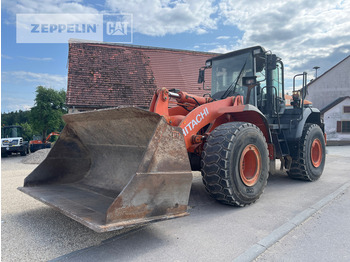 Chargeuse sur pneus HITACHI ZW220