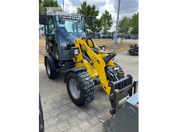 Chargeuse sur pneus WACKER