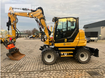 Pelle sur pneus ZEPPELIN