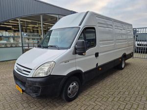 IVECO Daily 35C12V - Caractéristiques techniques
