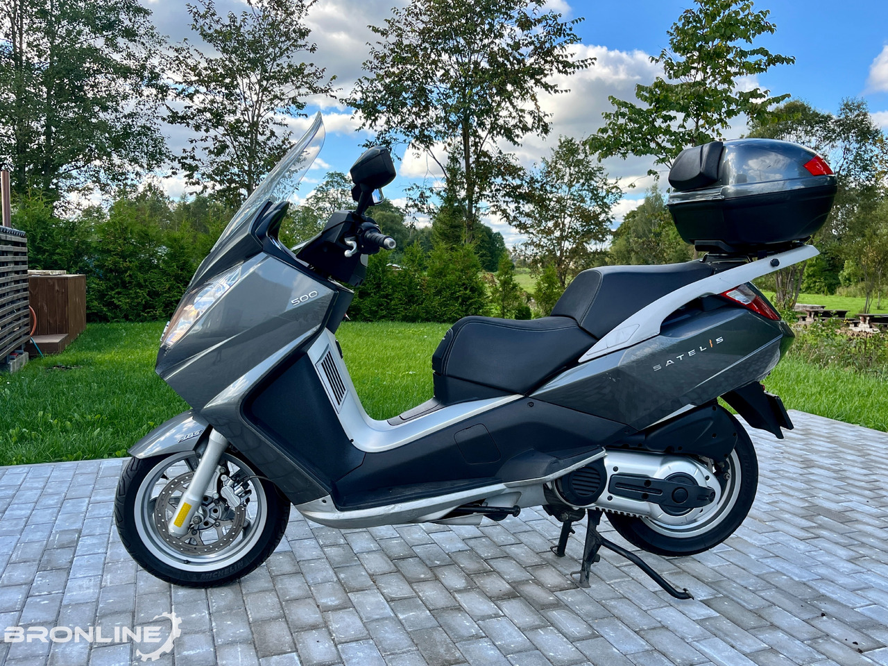 2010 PEUGEOT SATELIS 500cc - Motocyclette: photos 4 2010 PEUGEOT SATELIS 500cc - Motocyclette: photos 4