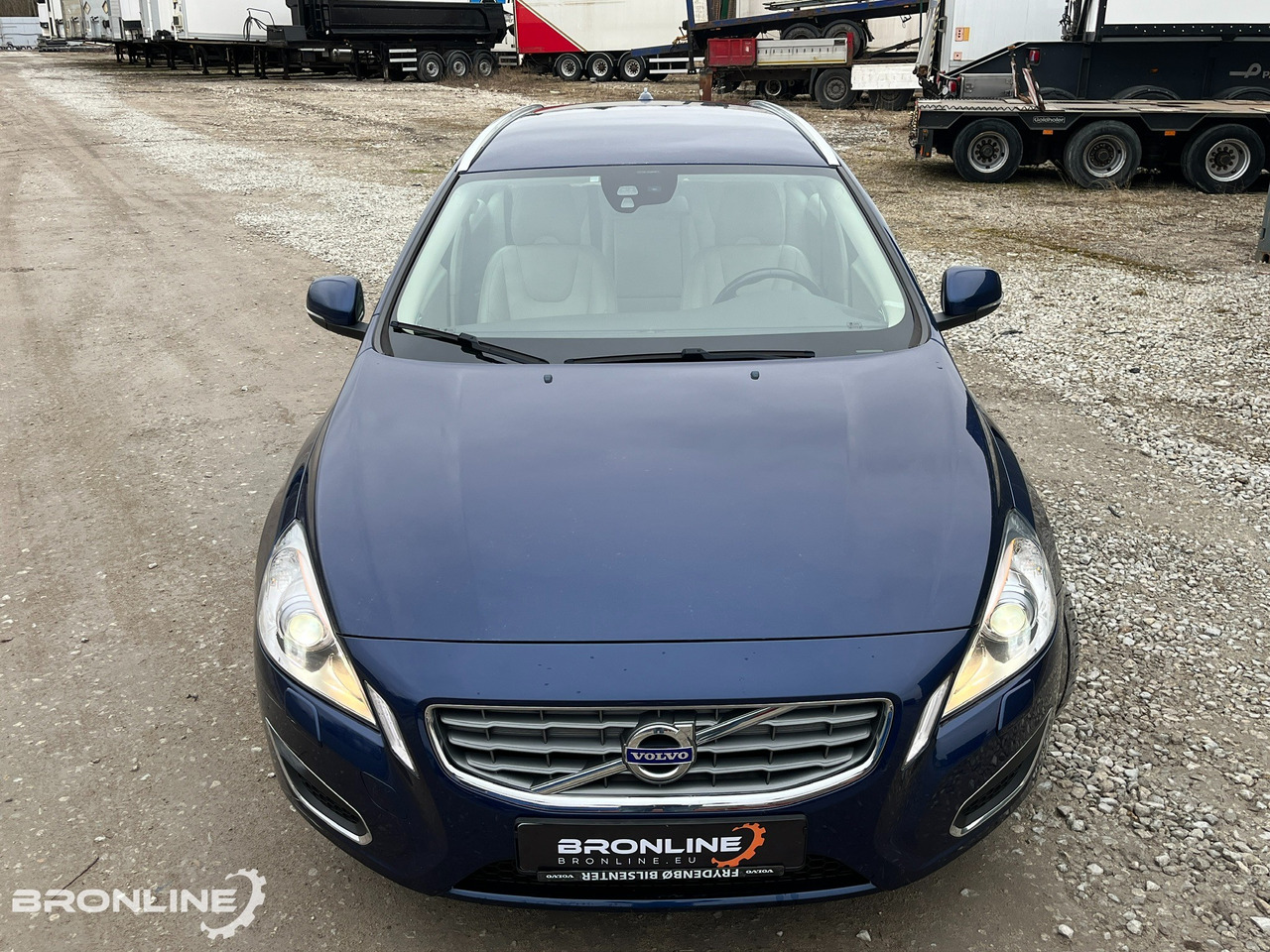 2011 Volvo V60 1.6 84kW Low mileage - Voiture: photos 4 2011 Volvo V60 1.6 84kW Low mileage - Voiture: photos 4
