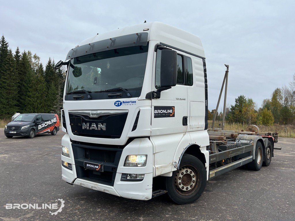 2016 MAN TGX 26.440 6x2 BDF - Camion porte-conteneur/ Caisse mobile: photos 1 2016 MAN TGX 26.440 6x2 BDF - Camion porte-conteneur/ Caisse mobile: photos 1