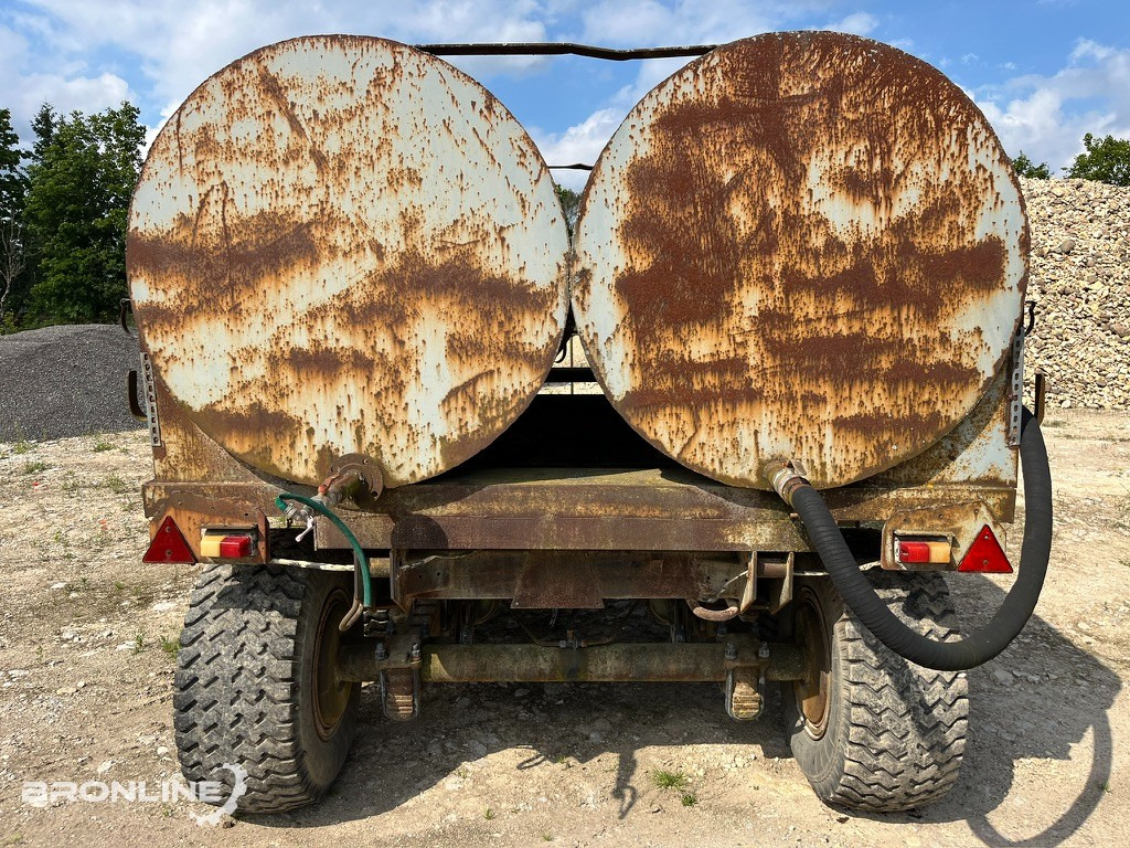 Haagis veemahutitega 6000L - Remorque citerne: photos 3 Haagis veemahutitega 6000L - Remorque citerne: photos 3