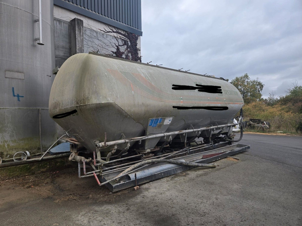 Feldbinder Silo Waage 31.000 Ltr - Citerne pulvérulente: photos 1 Feldbinder Silo Waage 31.000 Ltr - Citerne pulvérulente: photos 1