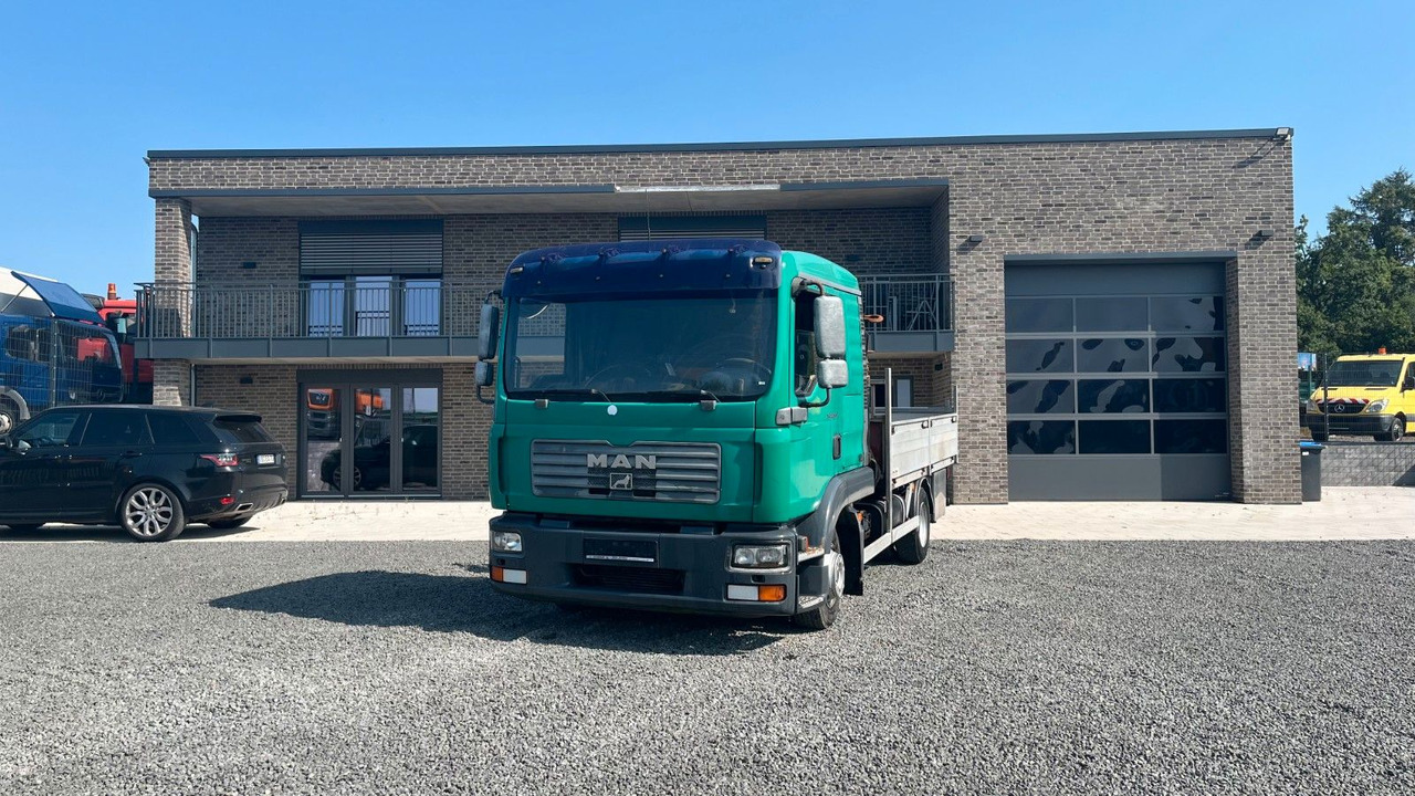 MAN TGL 8.180 4x2 Kran Hiab Tempomat MAN TGL 8.180 4x2 Kran Hiab Tempomat - Utilitaire plateau: photos 1 MAN TGL 8.180 4x2 Kran Hiab Tempomat MAN TGL 8.180 4x2 Kran Hiab Tempomat - Utilitaire plateau: photos 1