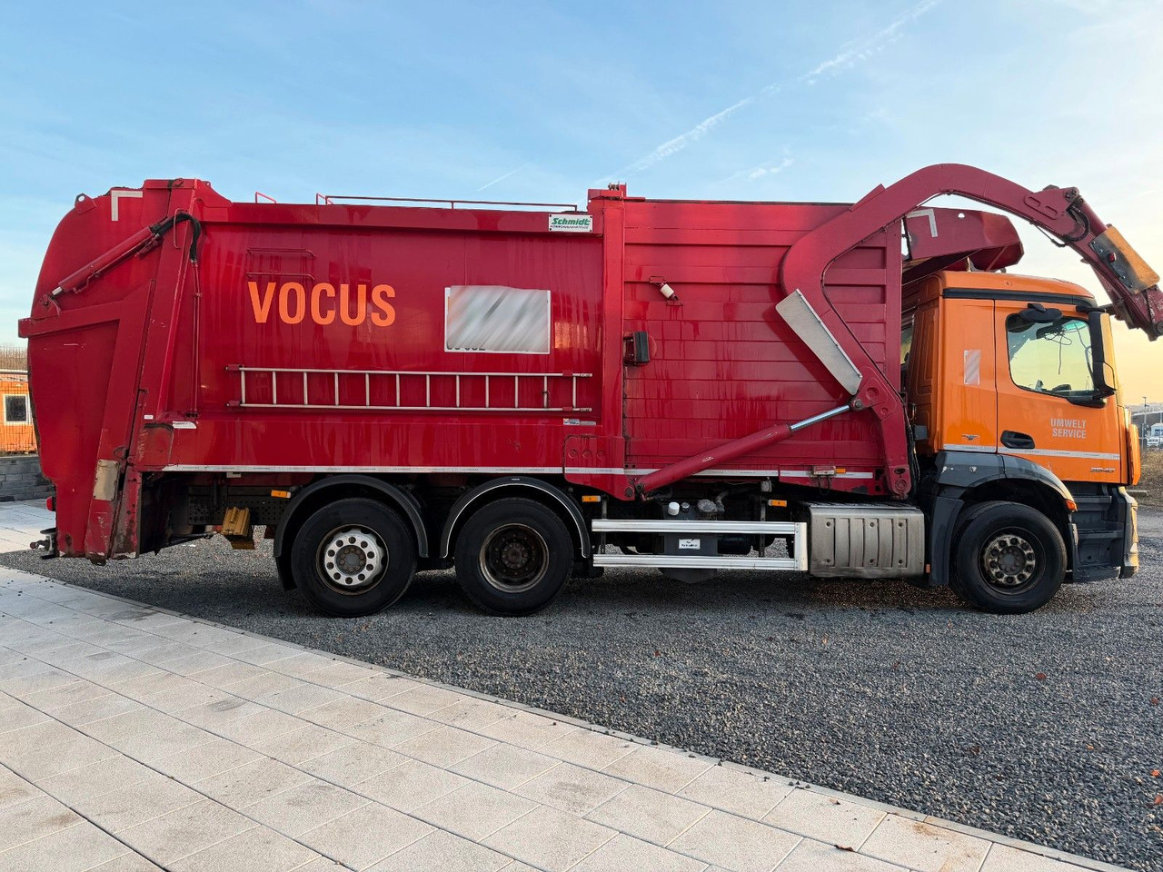 Mercedes-Benz Antos 2840 2740 2540Müllwagen Frontlader Euro 6c - Benne à ordures ménagères: photos 5 Mercedes-Benz Antos 2840 2740 2540Müllwagen Frontlader Euro 6c - Benne à ordures ménagères: photos 5