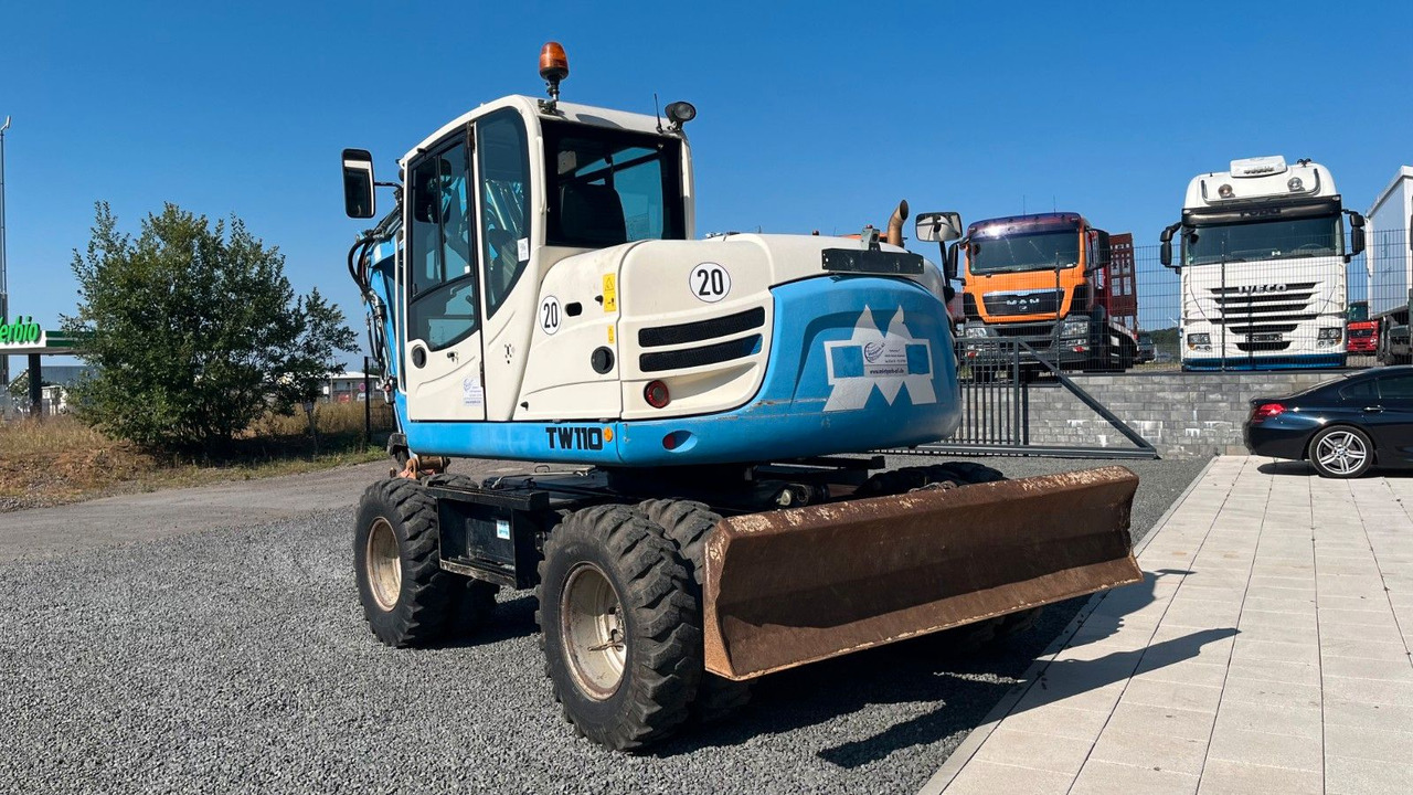 Schaeff TeRex TW110 Mobilbagger Verstellausleger 11000Kg - Pelle sur pneus: photos 4 Schaeff TeRex TW110 Mobilbagger Verstellausleger 11000Kg - Pelle sur pneus: photos 4