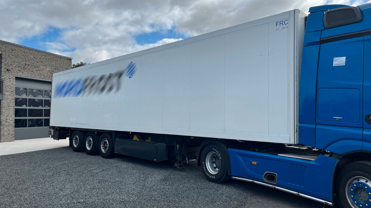 Schmitz Cargobull SKO 24 Kühlkoffer SAF Carrier Faltwand - Semi-remorque frigorifique: photos 5 Schmitz Cargobull SKO 24 Kühlkoffer SAF Carrier Faltwand - Semi-remorque frigorifique: photos 5