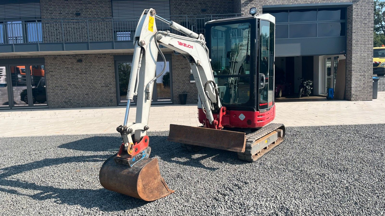 Takeuchi TB23R Minibagger 2670 Kg Takeuchi TB23R Minibagger 2670 Kg - Mini pelle: photos 2 Takeuchi TB23R Minibagger 2670 Kg Takeuchi TB23R Minibagger 2670 Kg - Mini pelle: photos 2