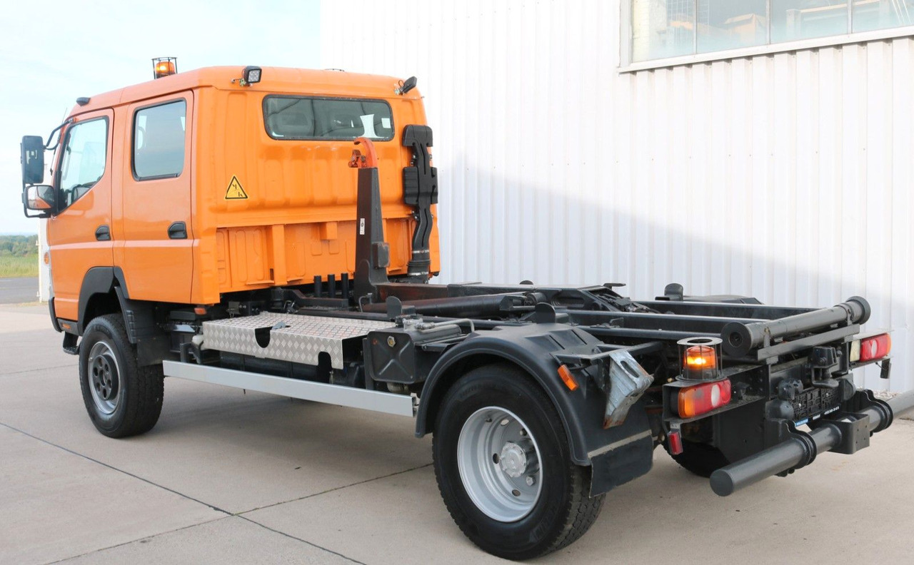 FUSO 6C180 DOKA / 4x4 /KLIMA /WINDE /Standh. / 37tkm - Châssis cabine: photos 3 FUSO 6C180 DOKA / 4x4 /KLIMA /WINDE /Standh. / 37tkm - Châssis cabine: photos 3