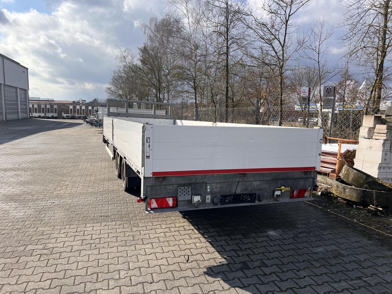Humbaur HBTZ 137224  14,4 t Tandem- Pritschenanhänger- Tieflader - Remorque porte-engin surbaissée: photos 5 Humbaur HBTZ 137224  14,4 t Tandem- Pritschenanhänger- Tieflader - Remorque porte-engin surbaissée: photos 5