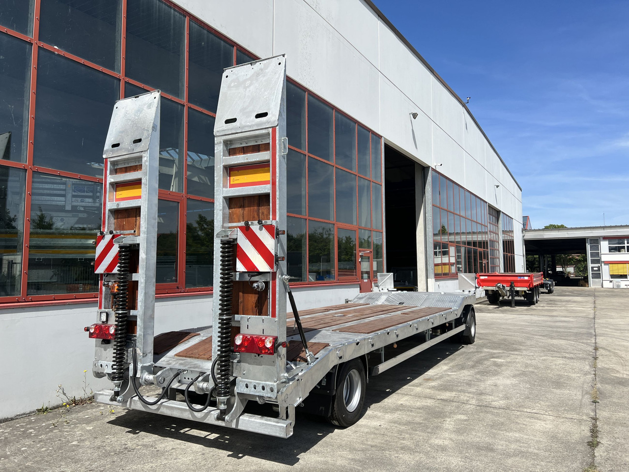 Möslein T 2 Schwebheim Neuer 2 Achs Tieflader- Anhänger, Verbreiterung - Remorque porte-engin surbaissée: photos 5 Möslein T 2 Schwebheim Neuer 2 Achs Tieflader- Anhänger, Verbreiterung - Remorque porte-engin surbaissée: photos 5