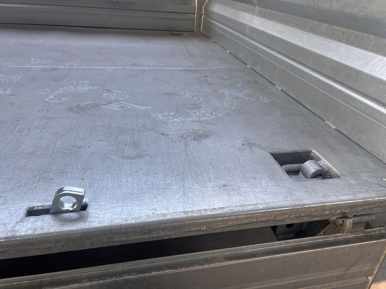 Möslein TTD 19 B neuer 19 t Tandemkipper- Tieflader - Remorque benne: photos 3 Möslein TTD 19 B neuer 19 t Tandemkipper- Tieflader - Remorque benne: photos 3