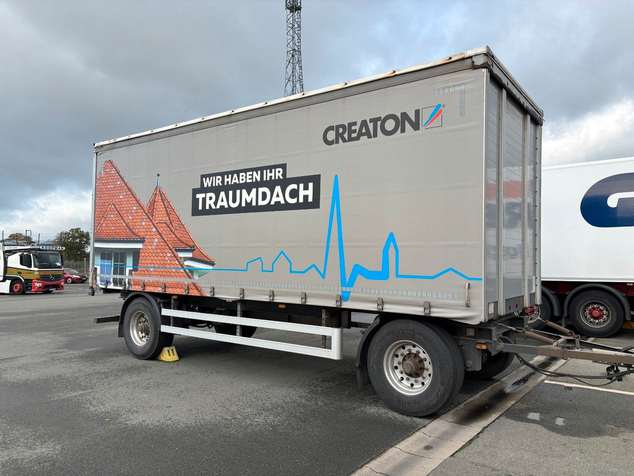 AZP18 Plane + Staplerhalterung - Remorque rideaux coulissants: photos 5 AZP18 Plane + Staplerhalterung - Remorque rideaux coulissants: photos 5