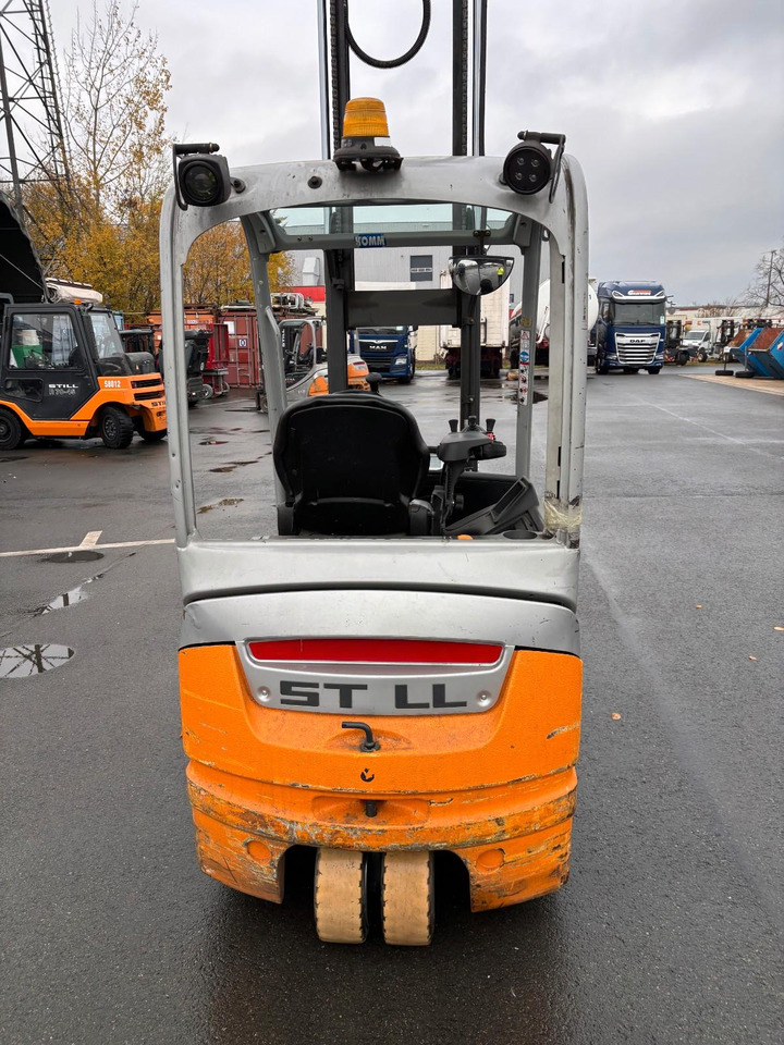 Still RX 20/18 3 Rad Stapler - Chariot élévateur électrique: photos 2 Still RX 20/18 3 Rad Stapler - Chariot élévateur électrique: photos 2