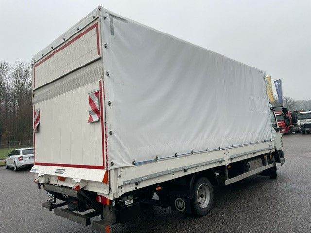 DAF FA LF 210 8t Pritsche/Plane+LBW DAF FA LF 210 8t Pritsche/Plane+LBW - Camion à rideaux coulissants: photos 4 DAF FA LF 210 8t Pritsche/Plane+LBW DAF FA LF 210 8t Pritsche/Plane+LBW - Camion à rideaux coulissants: photos 4