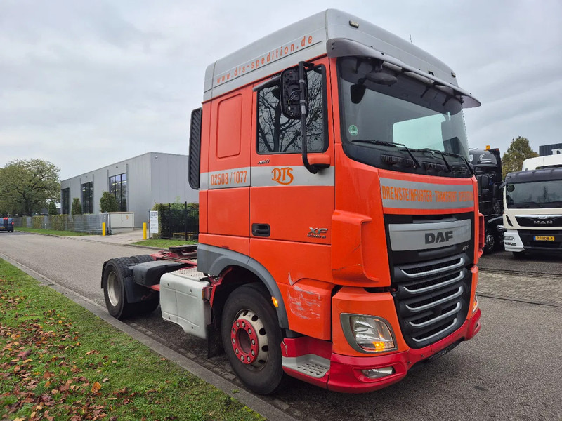 DAF XF 105.460 460 retarder - Tracteur routier: photos 2 DAF XF 105.460 460 retarder - Tracteur routier: photos 2