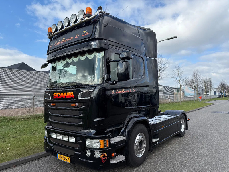 Scania R410 2014 black beauty ! met koppeling !!! - Tracteur routier: photos 1 Scania R410 2014 black beauty ! met koppeling !!! - Tracteur routier: photos 1