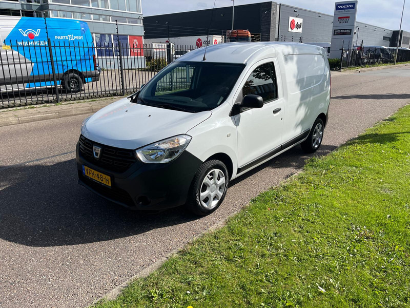 Dacia Dokker 1.5 dci 75 pk Euro 6 - Fourgonnette: photos 2 Dacia Dokker 1.5 dci 75 pk Euro 6 - Fourgonnette: photos 2