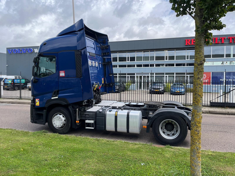 Renault T-13 EVO 440 T4X2 SLEEPERCAB, COMFORT, EURO 6, SELECTION, - Tracteur routier: photos 4 Renault T-13 EVO 440 T4X2 SLEEPERCAB, COMFORT, EURO 6, SELECTION, - Tracteur routier: photos 4