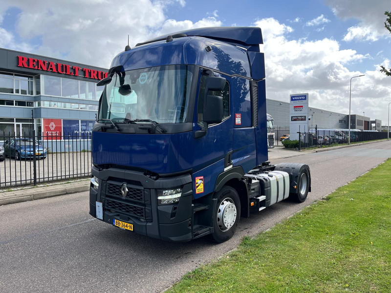Renault T-13 EVO 440 T4X2 SLEEPERCAB, COMFORT, EURO 6, SELECTION, - Tracteur routier: photos 1 Renault T-13 EVO 440 T4X2 SLEEPERCAB, COMFORT, EURO 6, SELECTION, - Tracteur routier: photos 1