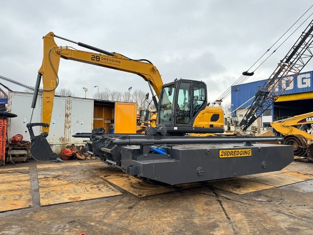 28dredging dredg7.5 ( unused ) amphibious excavato - Excavatrice amphibie: photos 1 28dredging dredg7.5 ( unused ) amphibious excavato - Excavatrice amphibie: photos 1