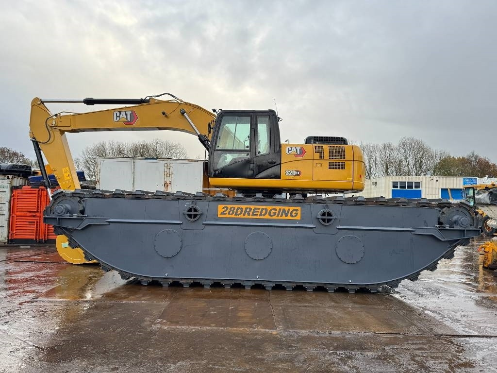 CAT 320 swampbuggy amphibious bigfloat - Excavatrice amphibie: photos 2 CAT 320 swampbuggy amphibious bigfloat - Excavatrice amphibie: photos 2