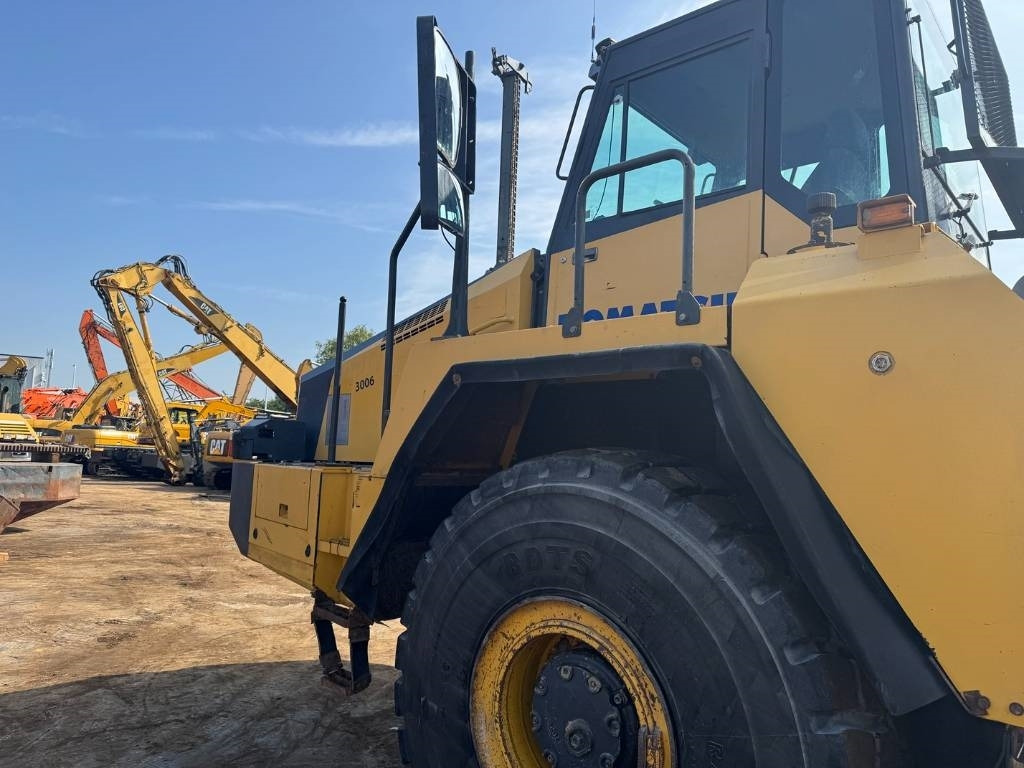 Tombereau articulé Komatsu HM 350-2: photos 12