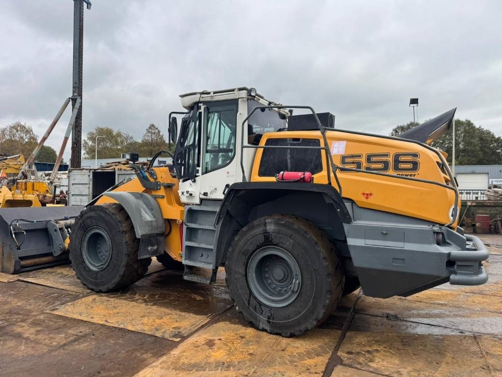 Liebherr L556 - Chargeuse sur pneus: photos 4 Liebherr L556 - Chargeuse sur pneus: photos 4