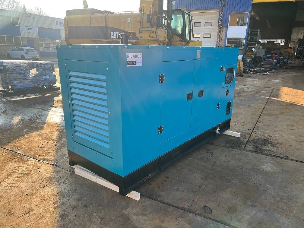 Ricardo 150KVA (120KW) SILENT GENERATOR 3 PHASE 50HZ 400V - Groupe électrogène: photos 2 Ricardo 150KVA (120KW) SILENT GENERATOR 3 PHASE 50HZ 400V - Groupe électrogène: photos 2