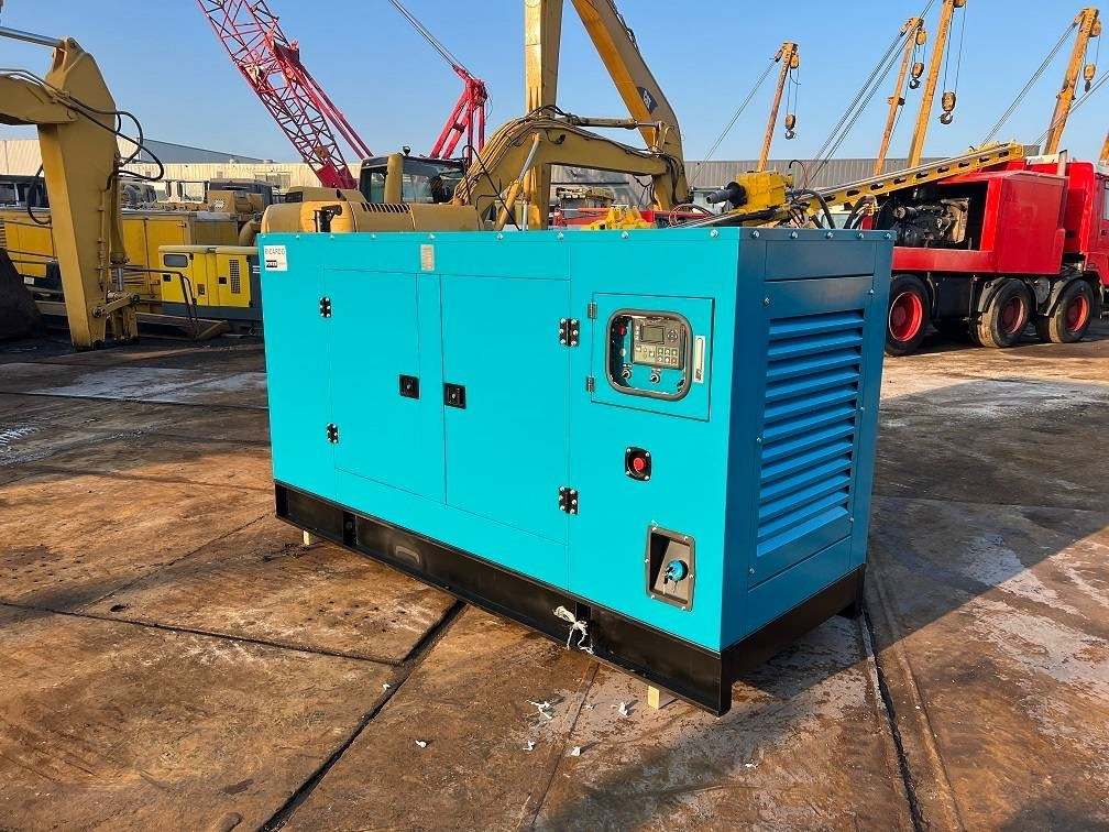 Ricardo 150KVA (120KW) SILENT GENERATOR 3 PHASE 50HZ 400V - Groupe électrogène: photos 3 Ricardo 150KVA (120KW) SILENT GENERATOR 3 PHASE 50HZ 400V - Groupe électrogène: photos 3