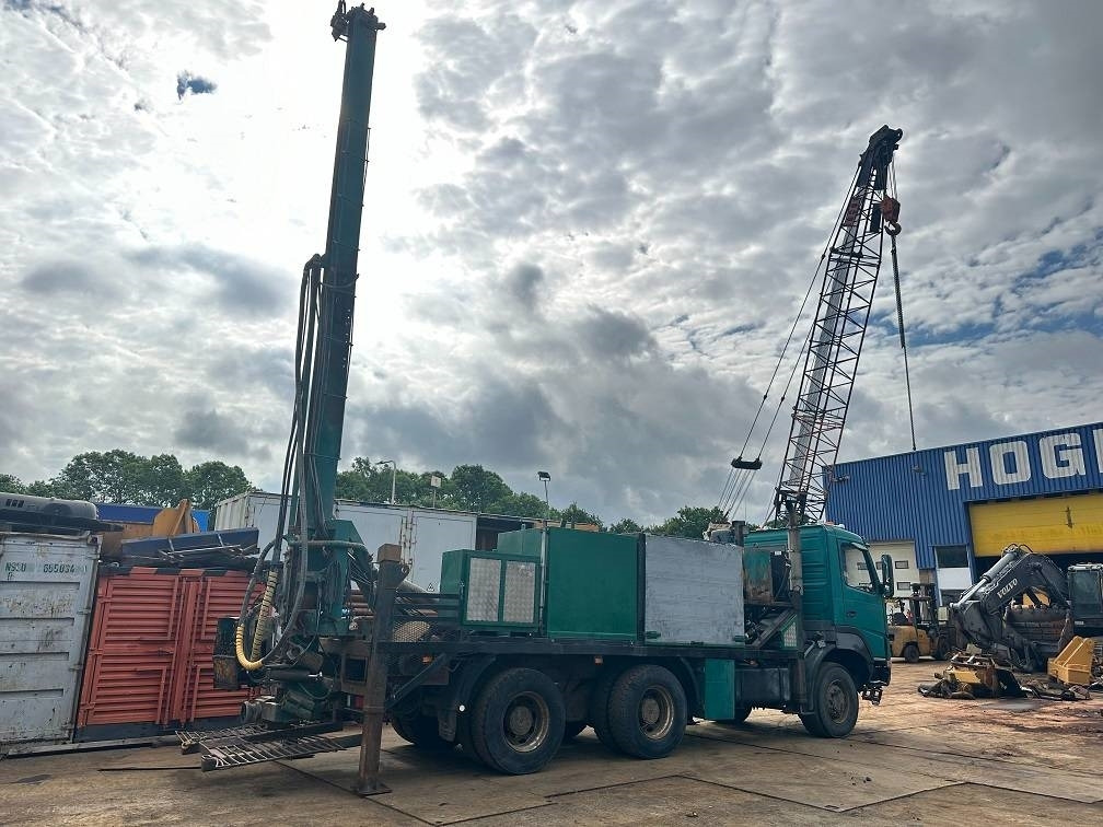 Volvo terberg fm1350 waterdrill 500m mudpump - Foreuse: photos 4 Volvo terberg fm1350 waterdrill 500m mudpump - Foreuse: photos 4
