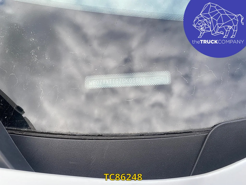 Ford Transit Custom 2.0Tdci dubbele cabine - Fourgon utilitaire: photos 2 Ford Transit Custom 2.0Tdci dubbele cabine - Fourgon utilitaire: photos 2