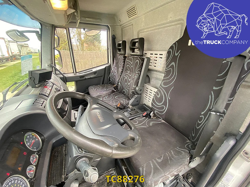 Iveco EuroCargo 120 E22 - Camion frigorifique: photos 4 Iveco EuroCargo 120 E22 - Camion frigorifique: photos 4
