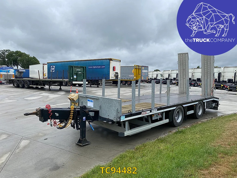 Max Trailer MAX 300 - Remorque porte-engin surbaissée: photos 1 Max Trailer MAX 300 - Remorque porte-engin surbaissée: photos 1