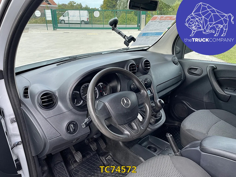 Fourgon utilitaire Mercedes-Benz Citan 109 CDI MAXI: photos 13