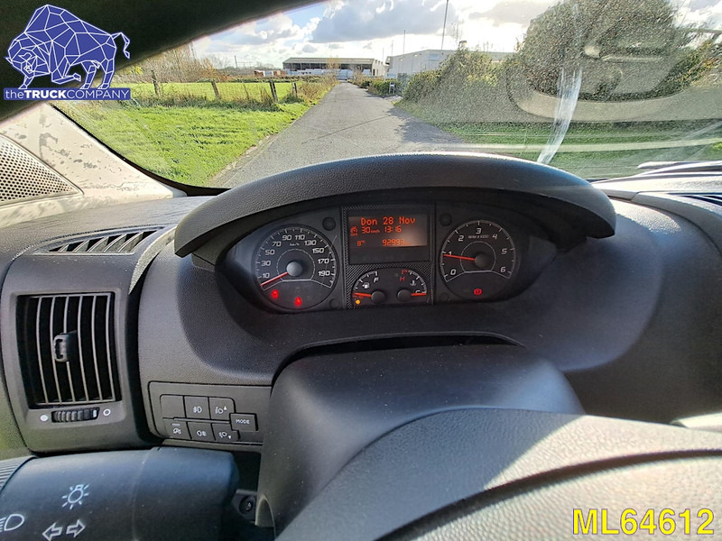 Fourgon utilitaire Peugeot Boxer 2.0 Euro 6: photos 10