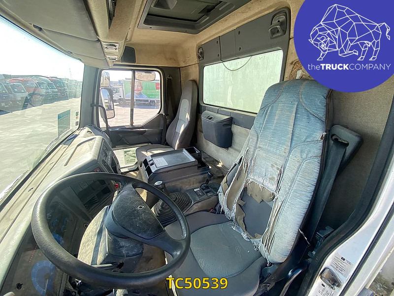 Renault Premium 420 - Camion fourgon: photos 2 Renault Premium 420 - Camion fourgon: photos 2