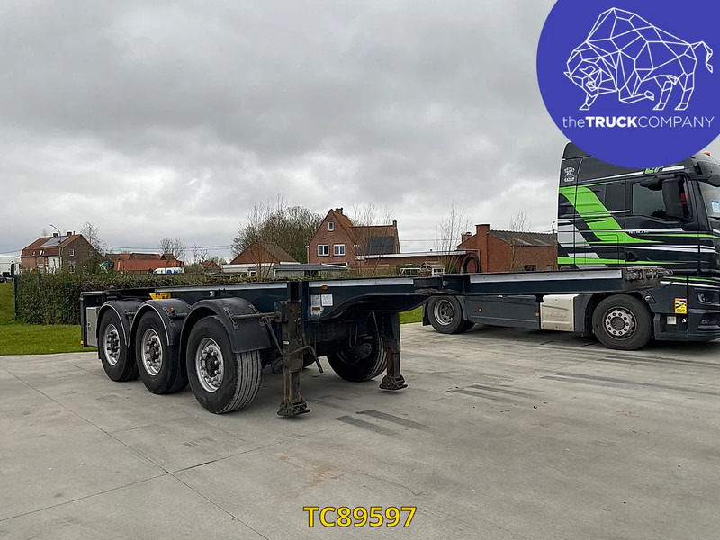 Renders 20'-30' ADR - Semi-remorque porte-conteneur/ Caisse mobile: photos 4 Renders 20'-30' ADR - Semi-remorque porte-conteneur/ Caisse mobile: photos 4