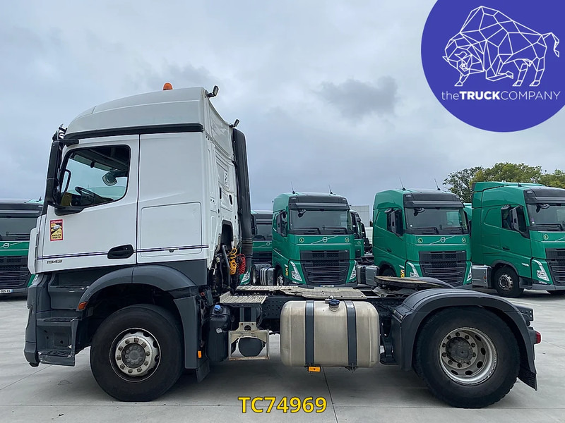 Mercedes-Benz Arocs 1943 - Tracteur routier: photos 2 Mercedes-Benz Arocs 1943 - Tracteur routier: photos 2