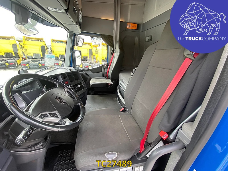 Renault T 440 - Tracteur routier: photos 5 Renault T 440 - Tracteur routier: photos 5