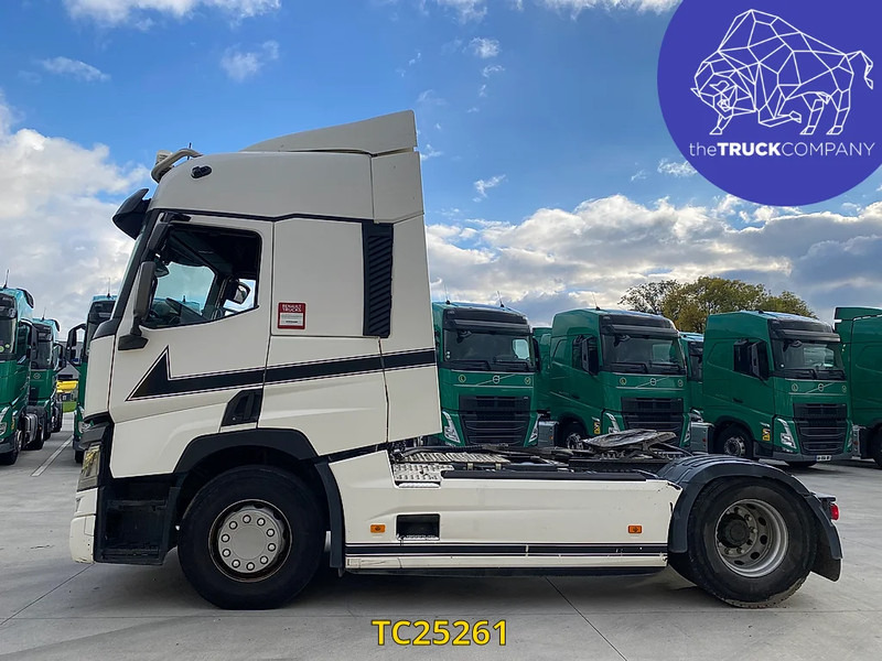 Renault T 480 - Tracteur routier: photos 2 Renault T 480 - Tracteur routier: photos 2