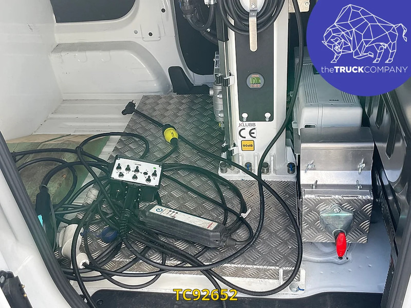 Véhicule utilitaire, Utilitaire électrique Nissan E-NV200 hoogtewerker nacelle: photos 12 Véhicule utilitaire, Utilitaire électrique Nissan E-NV200 hoogtewerker nacelle: photos 12