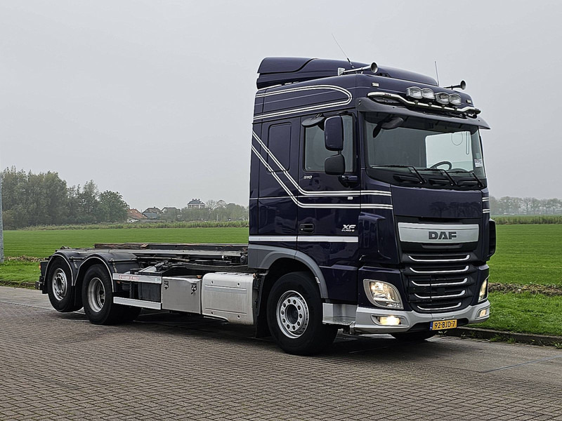 DAF XF 510 6X2 FAN STEERAXLE - Camion - système de câble: photos 5 DAF XF 510 6X2 FAN STEERAXLE - Camion - système de câble: photos 5